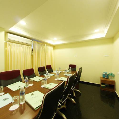 Hotel Sathyam Tiruchirappalli 외부 사진